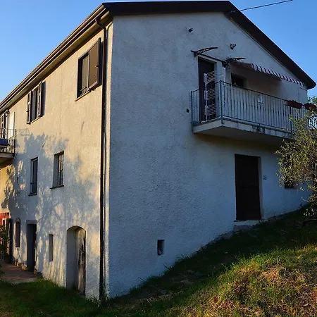Pensión Luce Stellata Affittacamere E Podenzana
